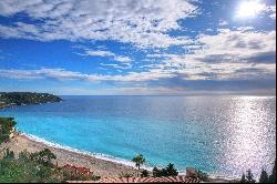 Roquebrune Cap Martin, high-end 4 beds top floor apartment with sea view