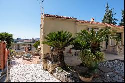 NICE CIMIEZ - DETACHED VILLA - SOLD AS A FREE LIFE ANNUITY