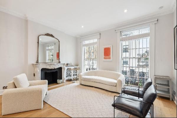 A perfectly positioned family house in the heart of Notting Hill.