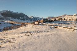 Riverfront Living In Crested Butte