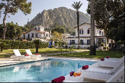 Timeless Elegance in Liberty Villa in Mondello