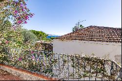 Provencal villa to renovate in the heart of the village of Cap-Ferrat