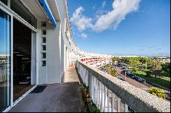 SEA VIEW APARTMENT - PORT ROYAN - TOP FLOOR WITH ELEVATOR