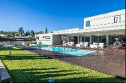Exclusive designer house in Las Pajanosas Golf-Guillena