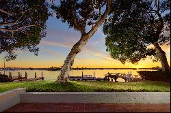 20 Harbor Island Road, Newport Beach, CA 92660