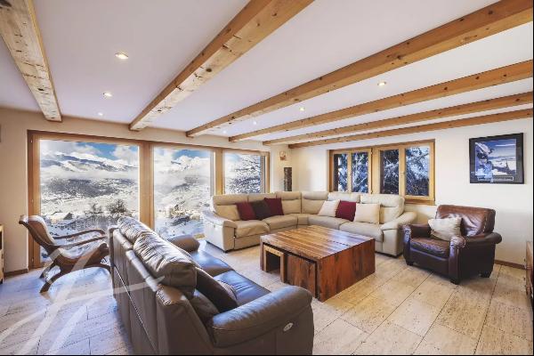 Individual chalet with panoramic view