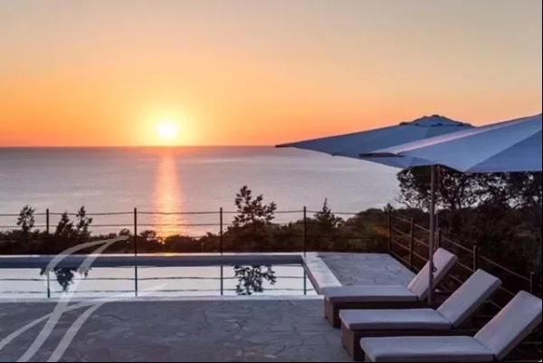 Villa in Cala Vadella with stunning sea views and sunsets