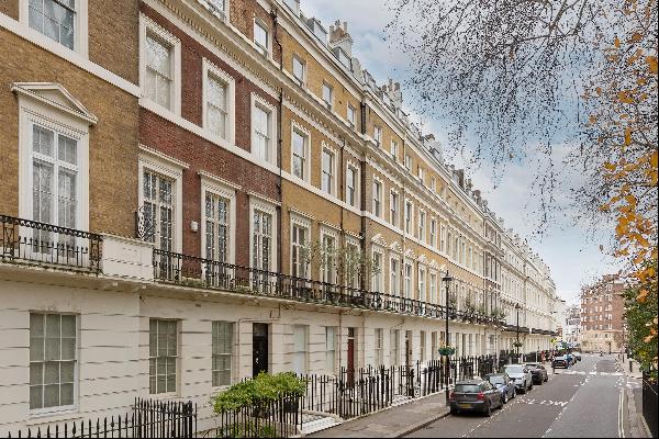 4-5 bedroom flat for sale in Hyde Park, W2