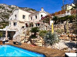 Exceptional villa in Roquebrune-Cap-Martin with panoramic sea view