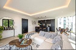 Lucent House, Maury Road, London, N16 7BA