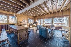 Authentic chalet with breathtaking views of Lake Tignes