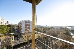 SPECTACULAR FLAT FOR SALE WITH COMMUNAL AREA AND SWIMMING POOL, Barcelona 08034