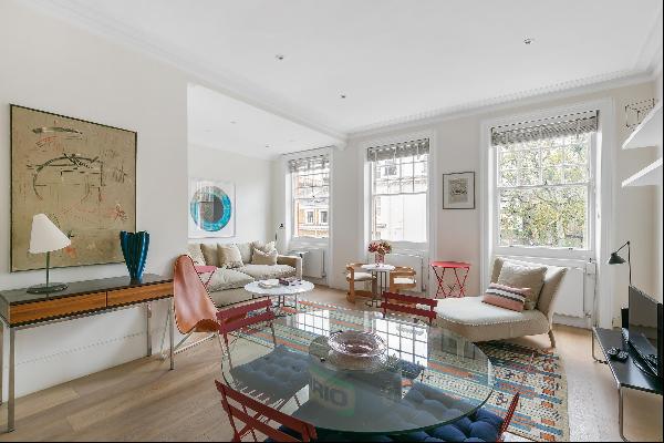 A delightful one bedroom apartment with high ceilings and communal gardens access for sale