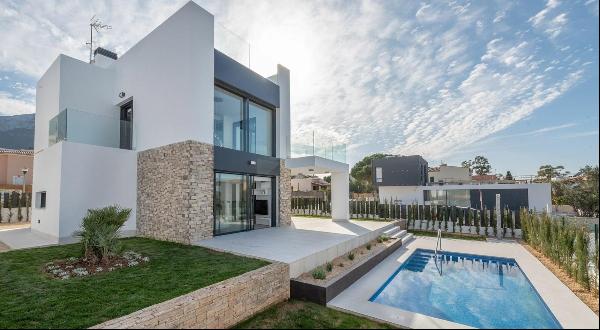 Newly built villa with sea views near the sea in Colonia de Sant Pere