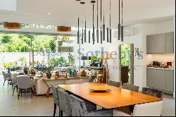 House with a view of Pedra da Gavea