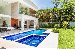 House with a view of Pedra da Gavea