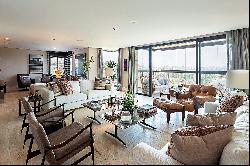 Exclusive duplex penthouse with a privileged view