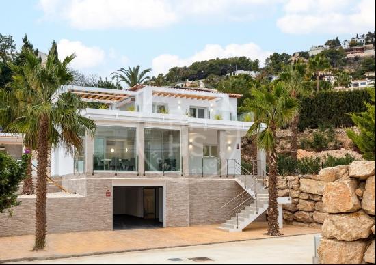 Luxurious Newly Built Villa for Sale in Moraira - A Sanctuary of, Teulada 03724