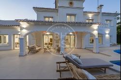 Newly Renovated Luxury Villa for Sale in Benissa, Close to La Fu, Benissa 03720