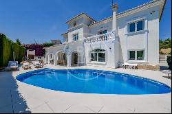 Newly Renovated Luxury Villa for Sale in Benissa, Close to La Fu, Benissa 03720