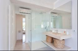 Bright triplex penthouse for sale in Palmanova in Mallorca, Calvià 07181