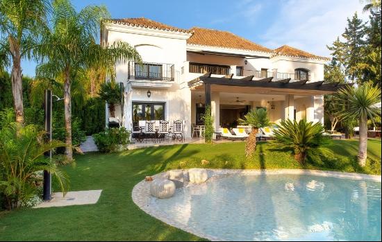 Beautiful and spacious villa in Aloha, in the heart of Nueva And, Marbella 29660