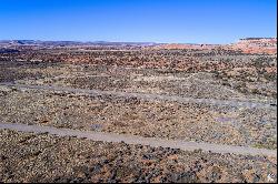 17 BACK OF THE ARCH RD #D, Moab UT 84532