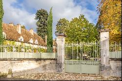 Magnifique propriété avec Manoir du 19ème à proximité de Beaune Bourgogne