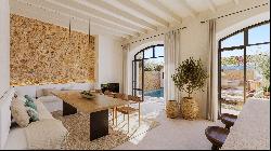 Charming renovated townhouse with mountain views in Santa Maria del Cami