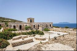 One-of-a-kind property in Levanzo