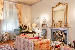 Elegant apartment close to Piazza dei Miracoli