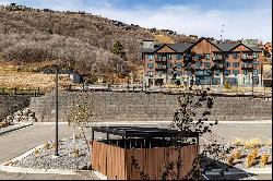 Steps To The Jordanelle Gondola - Move In Ready