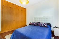 Flat, 3 bedrooms, for Sale