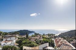 2-bed apartment with sea view in Villefranche sur Mer.