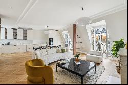 Paris VII - Ségur - top floor apartment in perfect condition