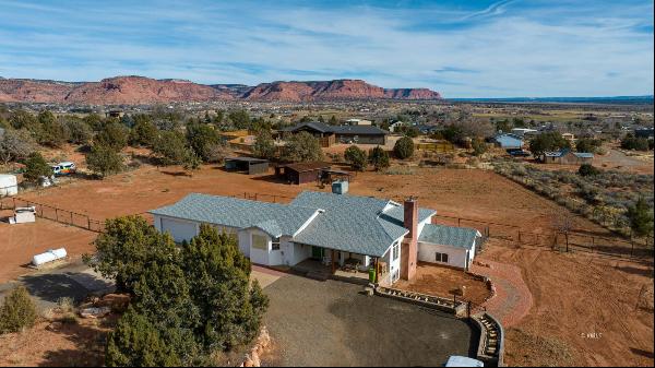 1111 S Vermillion Dr, Kanab UT 84741