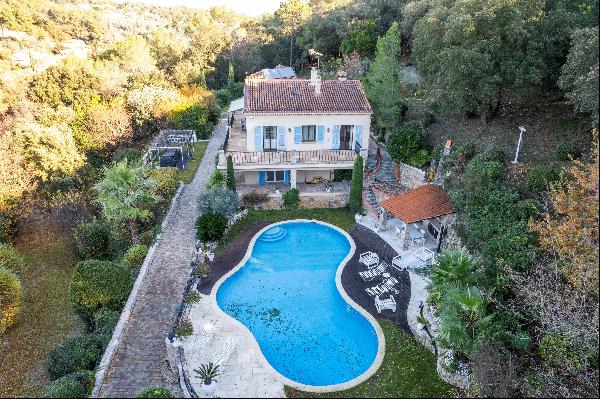 Villa with countryside and mountain views near Valbonne Village with a vast plot of land.