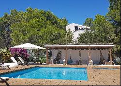 Multifamily villa near the sea in Cala en Baster