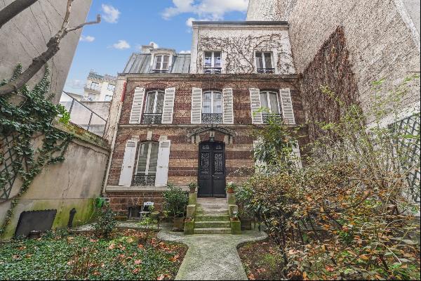 Family home near Batignolles