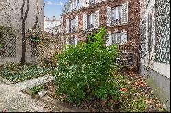 Family home near Batignolles