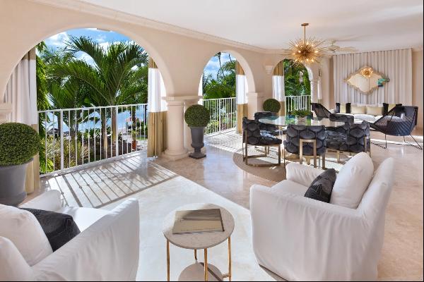 Luxurious Three Bedroom Beachfront Residence
