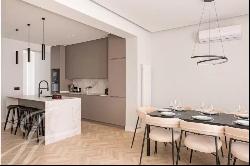 Beautiful renovation located in the buzzy city centre of Madrid.