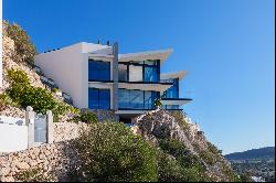 Exclusive modern villa with sea views in Santa Ponsa