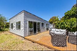 56 Pinedale Crescent, Riversdale Beach