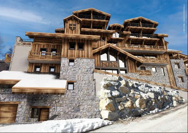Newly renovated residence with mountain views in Val-d'Isère.
