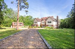 Cuttinglye Road, Crawley Down, Crawley, West Sussex, RH10 4LR