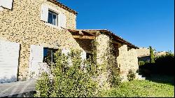 Magnificent dry stone property in the Luberon