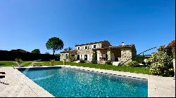 Magnificent dry stone property in the Luberon