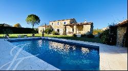 Magnificent dry stone property in the Luberon