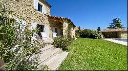 Magnificent dry stone property in the Luberon